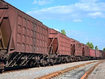 Украина резко сократила железнодорожный экспорт зерновых в августе: куда везут грузы
