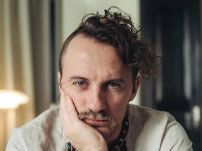 Евгений Клопотенко пояснил причины, по которым не уступает супруге место на домашней кухне (Видео)
