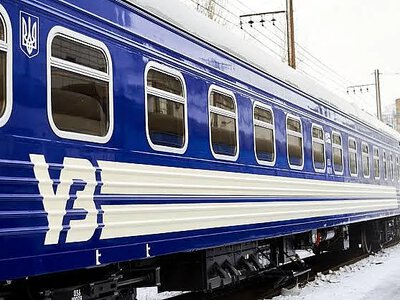 Из-за обстрелов задерживаются поезда: рейс в Николаев опаздывает почти на пять часов