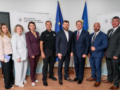 Украина и США укрепляют сотрудничество в области поддержки семей и возвращения украинских детей