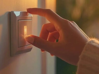 В Одессе и районе 28 августа отключат свет: где и на сколько