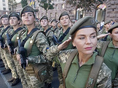 Экс-замминистра обороны допустила принудительную мобилизацию женщин