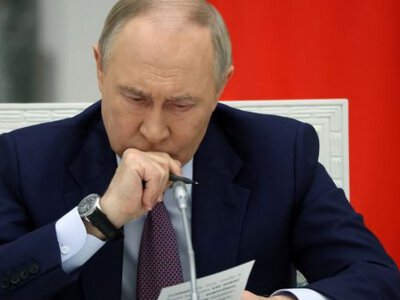Склады Ozon горят вместе с личными деньгами Путина, — расследование