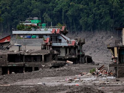 ООН виділяє екстрену допомогу Непалу після руйнівної повені