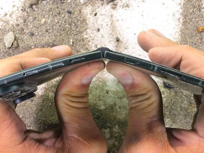 Samsung Galaxy Z Fold8 Ultra прошел первый тест на прочность, но сломался со второй попытки