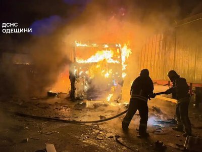 Массированная атака на юг Одесчины: есть погибший, уничтожены фуры с зерном