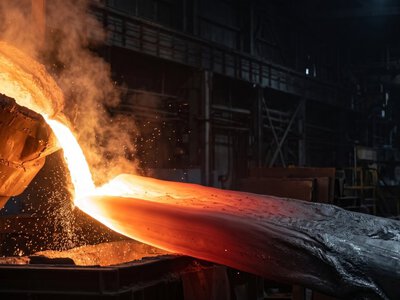 Украинская металлургия может сократить производство вдвое до конца года