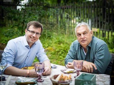 Лідер «Фідесу» визнав, що за часів Орбана демократія в Угорщині частково відкотилася