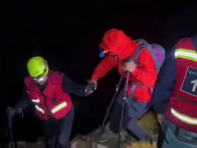  Три девушки заблудились при спуске с пика Сатпаева 