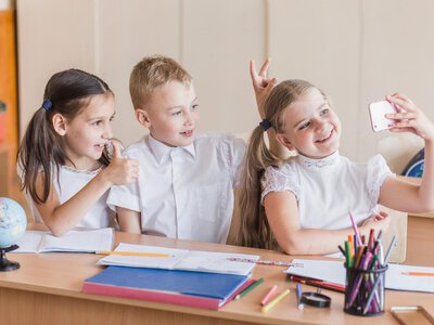 День знань или День знаний: как правильно на украинском языке назвать праздник 1 сентября