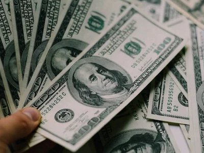 Курс валют на 31 августа 2026: сколько стоит доллар, евро и злотый?