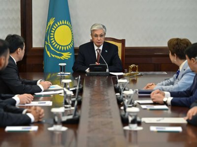  Президент провел консультации с руководителями фракций по кандидатуре Бектенова 