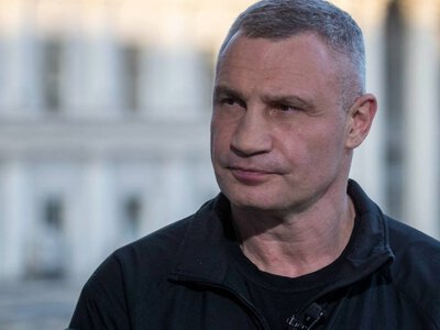 Киев предлагает правительству изменить правила безопасности: движение по мостам во время тревог и ослабление ограничений
