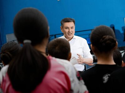 Новый учебный год - новые знания и возможности: аким ВКО поздравил с Днём знаний жителей региона