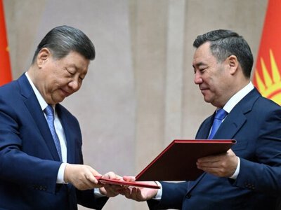 Кыргызстан и Китай подписали договор о вечном добрососедстве и дружбе и договорились построить мост на совместной границе