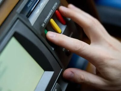 Рада вновь провалила налог на посылки стоимостью до €150