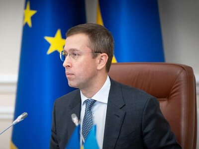 Правительство переходит на режим жесткой экономии: что будет с пенсиями и зарплатами