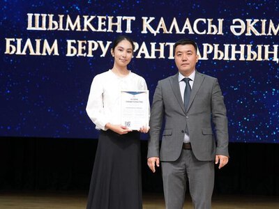 ЖӘНІБЕКОВ УНИВЕРСИТЕТІНІҢ 91 СТУДЕНТІ ҚАЛА ӘКІМІНІҢ ГРАНТЫНА ИЕ БОЛДЫ