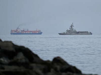  США поразили около сотни иранских целей, ослабив угрозу в Ормузском проливе – Axios 