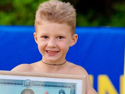 7-летний украинец установил пять национальных рекордов Украины за месяц в трёх странах