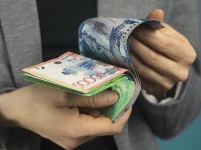  Средняя зарплата в Казахстане достигла 486 тысяч тенге 