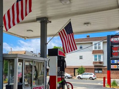 Цены на дизель в США почти побили рекорд 2022: что будет с горючим и рынками