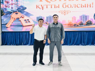 В ШЫМКЕНТЕ ЕЩЕ 40 СЕМЕЙ ПОЛУЧИЛИ КЛЮЧИ ОТ НОВЫХ КВАРТИР