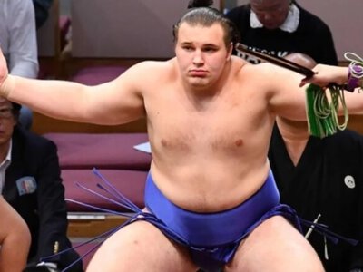 Украинец Аонишики на один день стал начальником полицейского участка в Токио
