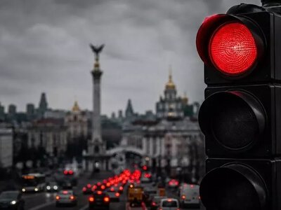 Каждый день в 9:00 — полная остановка: в Киеве вводится новый порядок движения