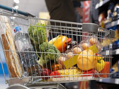 Мировые цены на продукты выросли до максимума с 2022 года: что дорожает больше всего