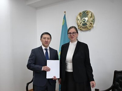 Вновь назначенный Посол Швейцарии вручила копии верительных грамот
