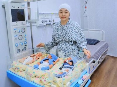  Две тройни родились за один месяц в перинатальном центре Алматы 