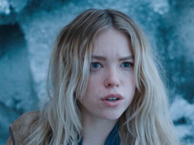 «Супердівчина» з Міллі Олкок отримала дату прем’єри на HBO Max