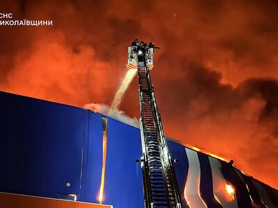 После ночных российских ударов по ТЦ в Николаеве есть пострадавшие, среди них 17-летняя девушка