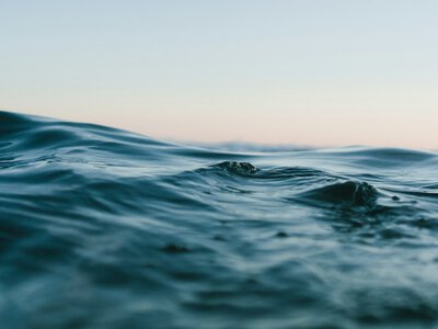 Воду не дали перетворитися на лід — і вперше побачили прихований перехід у склоподібний стан