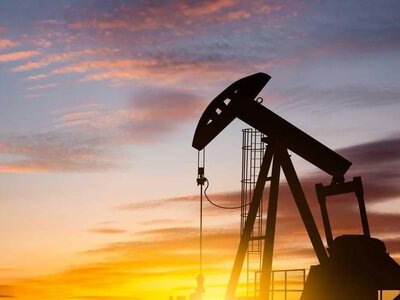 Цены на нефть выросли более чем на $1 на фоне эскалации конфликта между США и Ираном