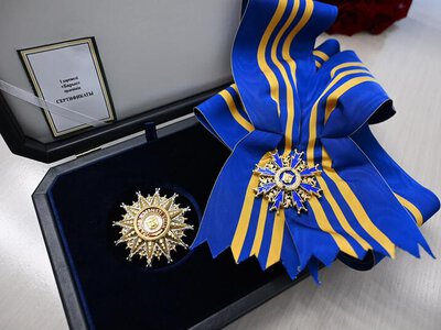 Народный писатель Казахстана Валерий Михайлов награжден орденом «Барыс» I степени