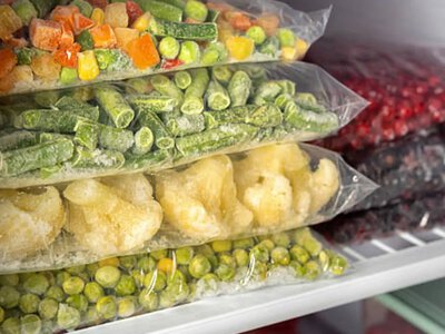 Как сохранить вкус и аромат осенних овощей в морозилке: рекомендации