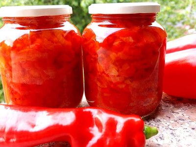 Никакого лука и лишней суеты: сочное бархатистое лечо из перца, которое съедят быстрее, чем салат