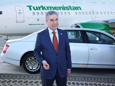 Экс-президент Туркменистана слетал в Нидерланды на конкурс красоты среди ахалтекинцев