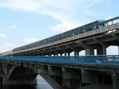 Передвижение по Киеву во время тревоги: как будет курсировать метро и наземный транспорт