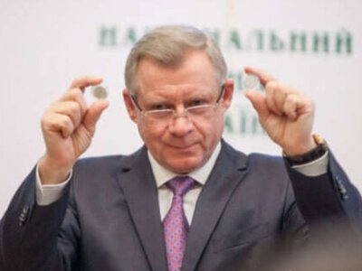 Яков Смолий: суд арестовал причал на Подоле, связанный с семьей экспредседателя НБУ