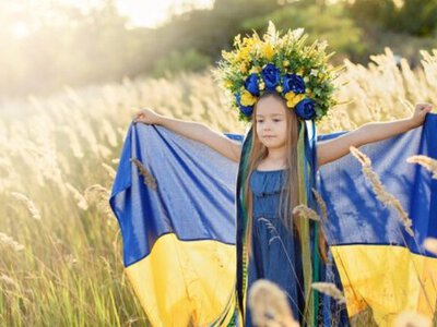 71 % украинцев, несмотря на крупномасштабную войну, считают себя счастливыми, но с возрастом этот показатель снижается, – исследование