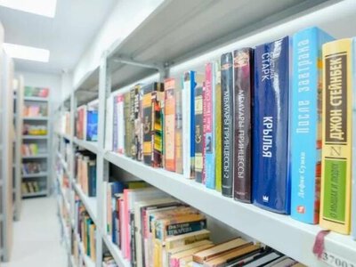 Девятиклассница из Астаны прочитала 800 книг и рассказала о своей любви к чтению