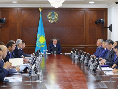  Бектенов призвал сократить разрыв между вакансиями и соискателями 