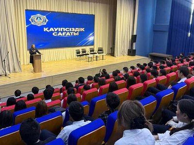 В школах столицы продолжается проведение Часа безопасности