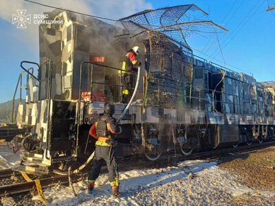 На Сумщині росіяни атакували пасажирський потяг: евакуювали 90 людей