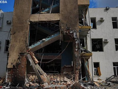 Дрон атаковал здание канала телемарафона Мы – Украина – Зеленский (ФОТО)