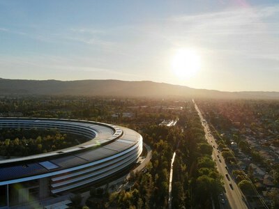 Остался один день: почему мы ждем от предстоящей презентации Apple и где ее смотреть