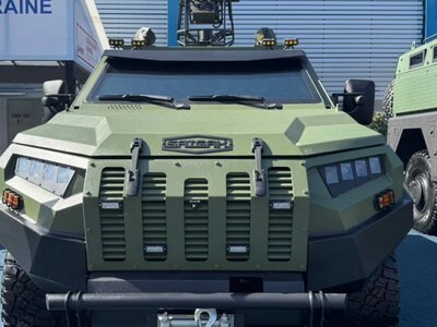 Сайгак-1 и Варта 3: в Украине представили две новые бронемашины